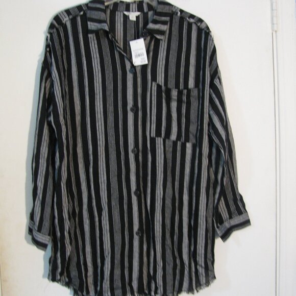 Cato Button Up Shirt Medium NWT $44 Black Gray Stripe Stripes Long Sleeve - Picture 1 of 5